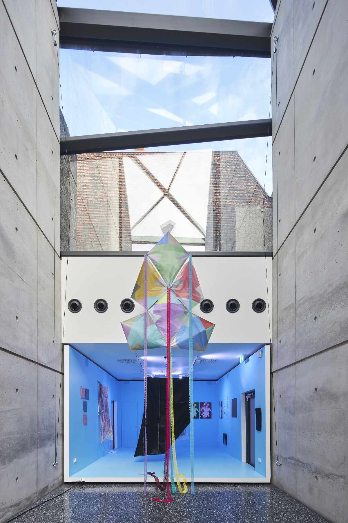 Björn-Schülke_Solar-Mesh-Dance_2021