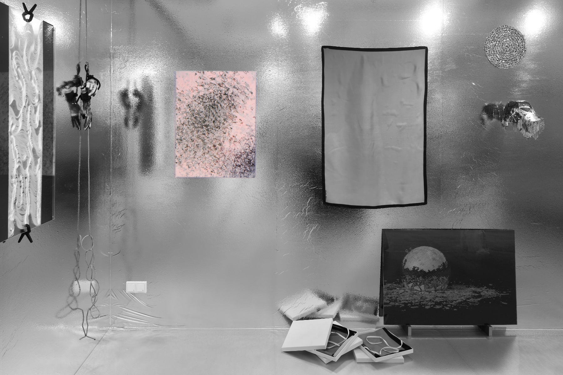 Liliane Lijn Veiled #3 pink